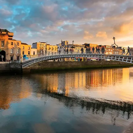 Beautiful In Templebar Apartment Dublin
